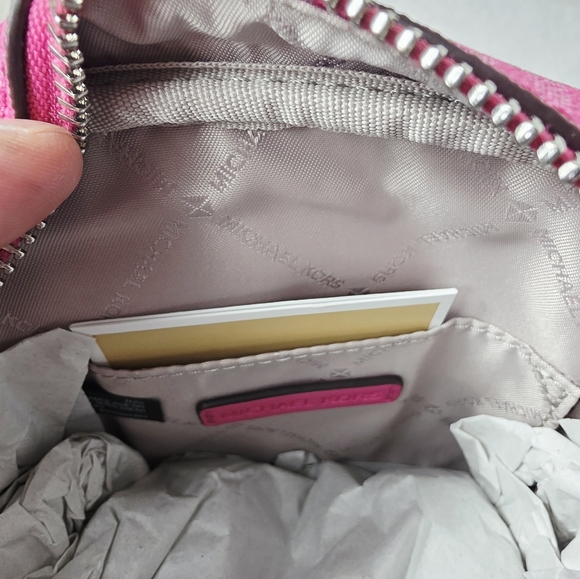 Michael Kors Jet Set Medium Signature Logo Crossbody Bag - Picture 11 of 12